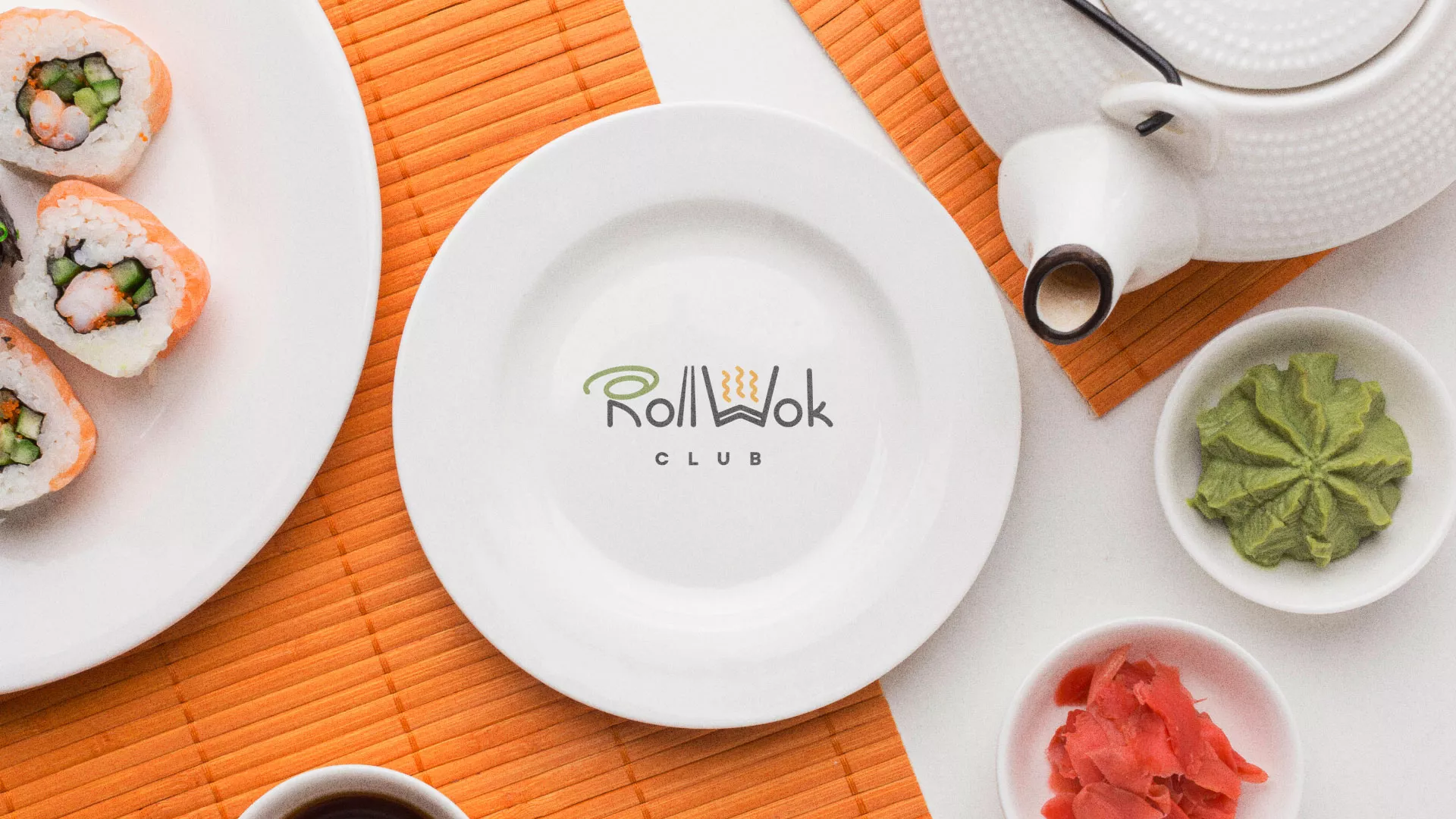 Разработка логотипа и фирменного стиля в Володарске для суши-бара «Roll Wok Club» Разработка логотипа и фирменного стиля в Володарске для суши-бара «Roll Wok Club»